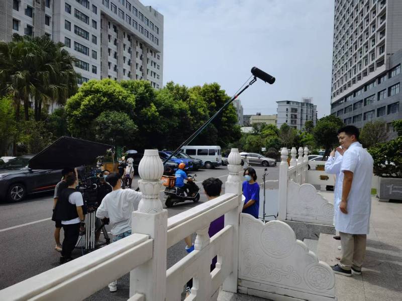 牙克石市广告片拍摄公司低成本实现高规格制作的诀窍